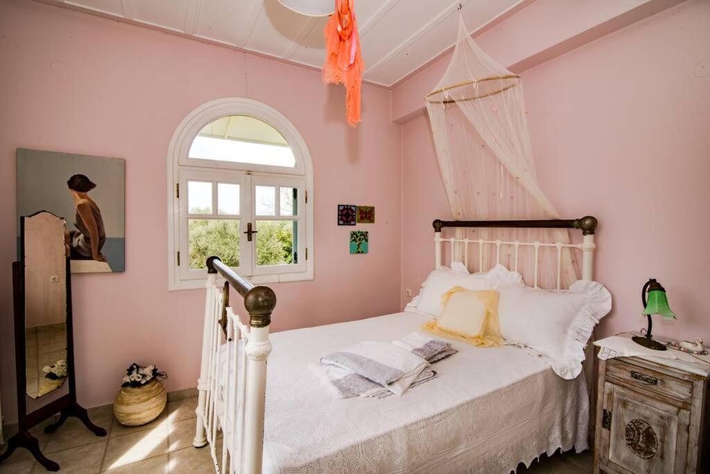 The Cottage House Romírion المظهر الخارجي الصورة